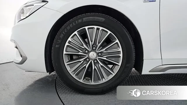 Hyundai Grandeur IG Hybrid id 3602286 из Кореи 15