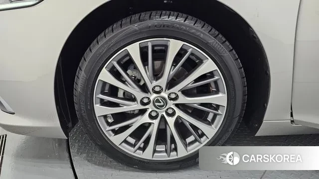 Lexus ES300h 7th generation id 3258757 из Кореи 15