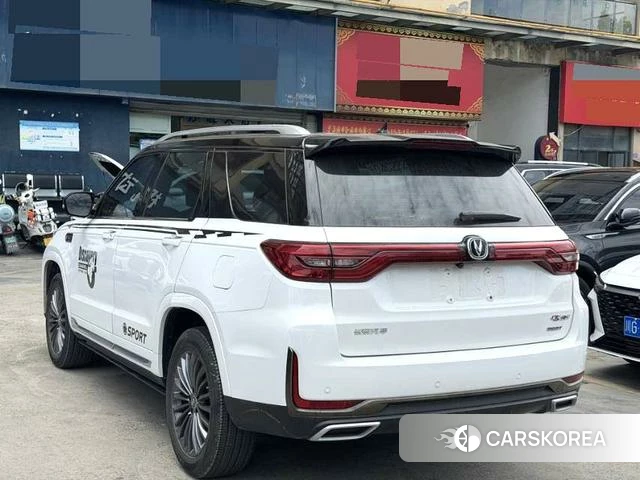 Chang'an CS95 2021 Белый из Китая, фото 5