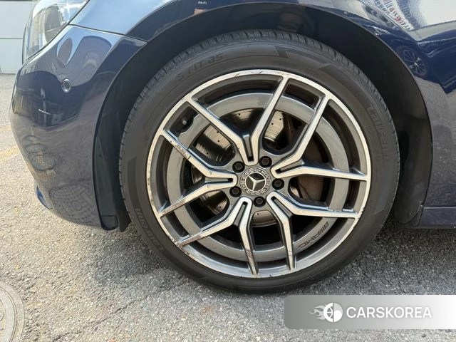 Mercedes-Benz E-Class W213 id 4671689 из Кореи 13