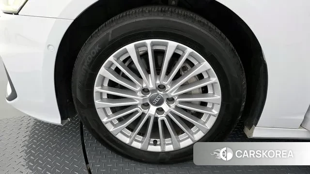 Audi A6 (C8) id 3367937 из Кореи 15