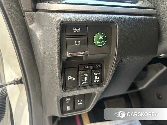 Honda Odyssey 2019 Белый из Китая, фото 6
