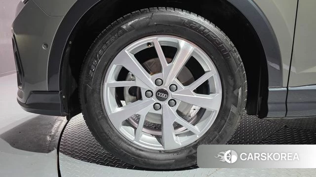Audi Q3 (F3) id 4433240 из Кореи 26