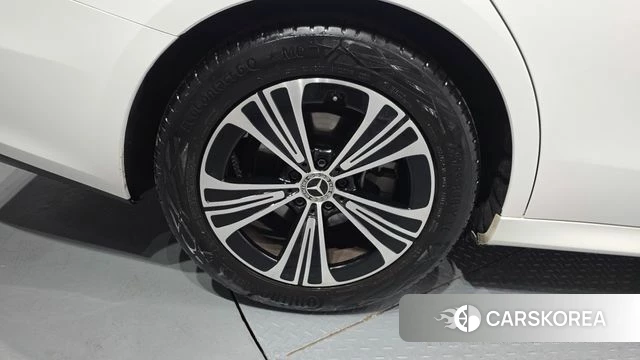 Mercedes-Benz E-Class W214 id 4474466 из Кореи 26