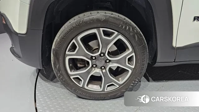 Jeep Renegade id 3357050 из Кореи 15