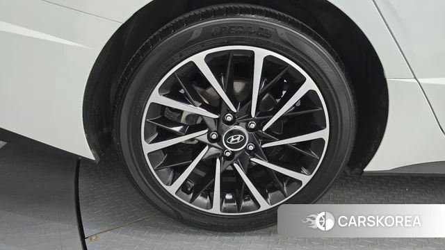 Hyundai Sonata (DN8) id 4285150 из Кореи 31