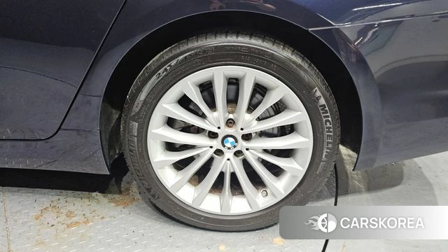 BMW 5 Series (G30) id 3845385 из Кореи 15