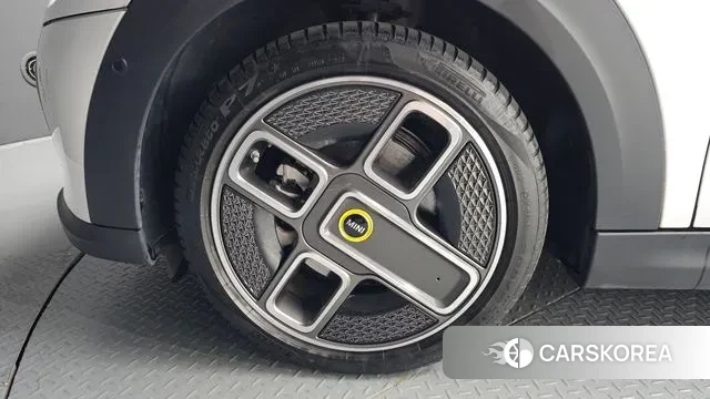 Mini Cooper Electric id 3394218 из Кореи 15