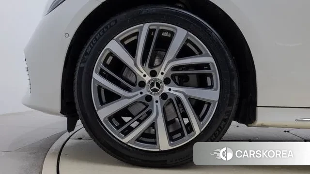 Mercedes-Benz E-Class W214 id 2904909 из Кореи 14