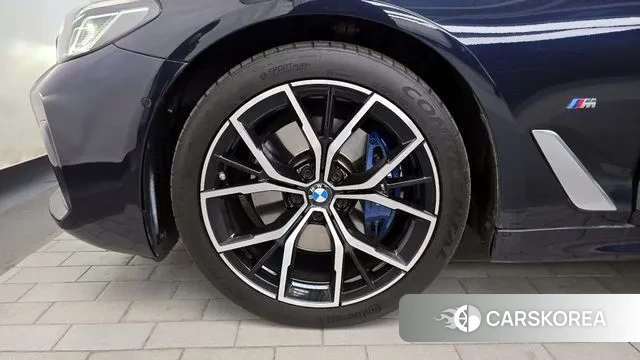 BMW 5 Series (G30) id 3778184 из Кореи 15