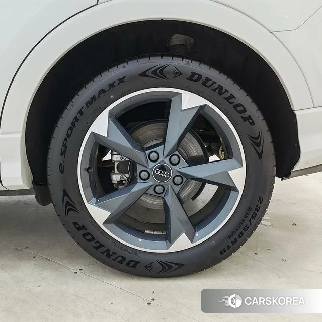 Audi Q3 id 4298353 из Китая 12