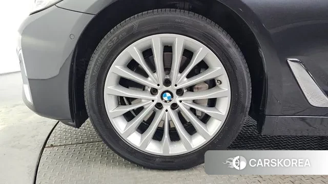 BMW 5 Series (G30) id 3681448 из Кореи 15