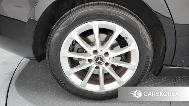 Mercedes-Benz A-Class W177 id 4304499 из Кореи 27