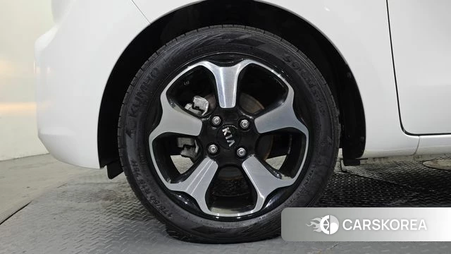 Kia The New Ray id 4338514 из Кореи 25