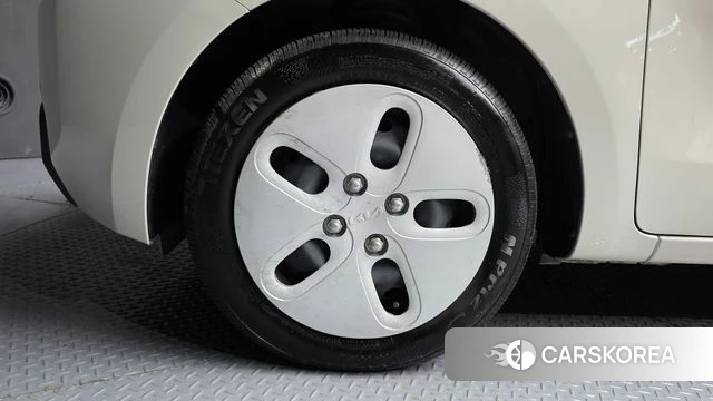 Kia The New Kia Ray id 4655852 из Кореи 27