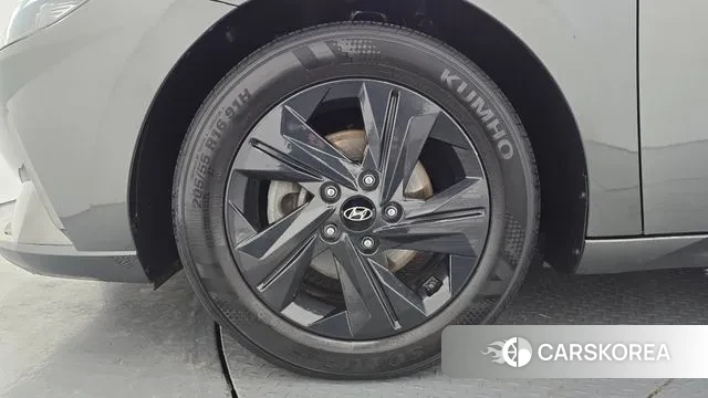 Hyundai Avante (CN7) id 3472487 из Кореи 15