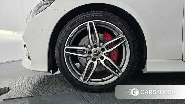 Mercedes-Benz E-Class W213 id 4776459 из Кореи 27