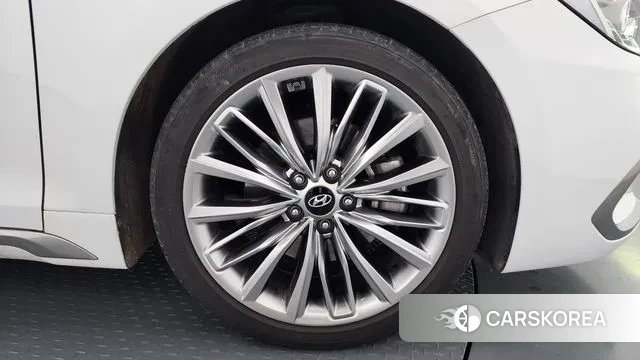 Hyundai Grandeur IG id 3723370 из Кореи 15