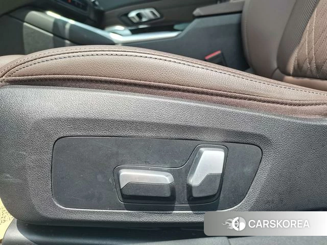 BMW 3 series id 4205721 из Китая 21