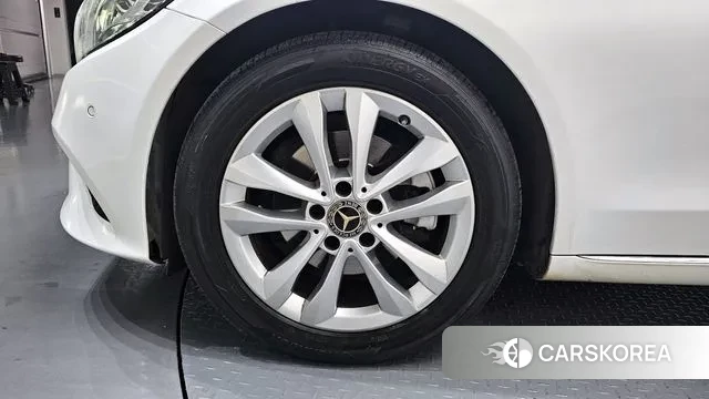 Mercedes-Benz C-Class W205 id 3742531 из Кореи 15