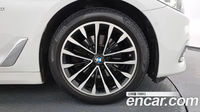 BMW 5 Series (G30) id 2710819 из Кореи 15