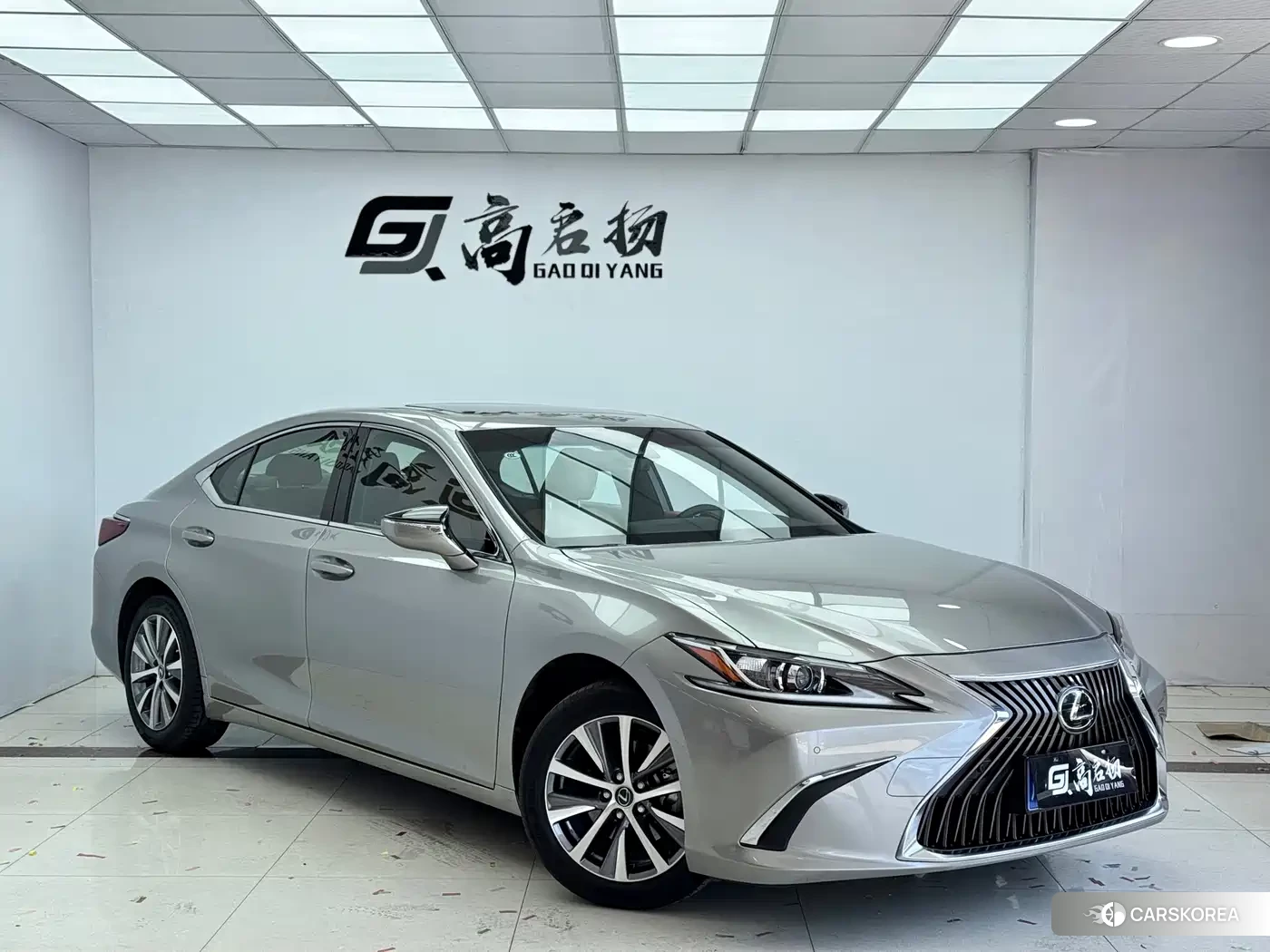 Lexus ES id 4514124 из Китая 24