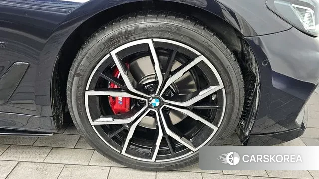 BMW 5 Series (G30) id 3416818 из Кореи 15