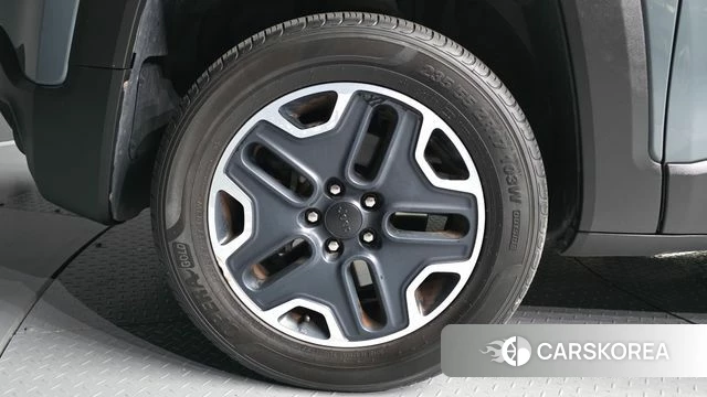 Jeep Renegade id 4873547 из Кореи 15