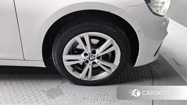 BMW 2 Series Active Tourer (F45) id 3667088 из Кореи 15