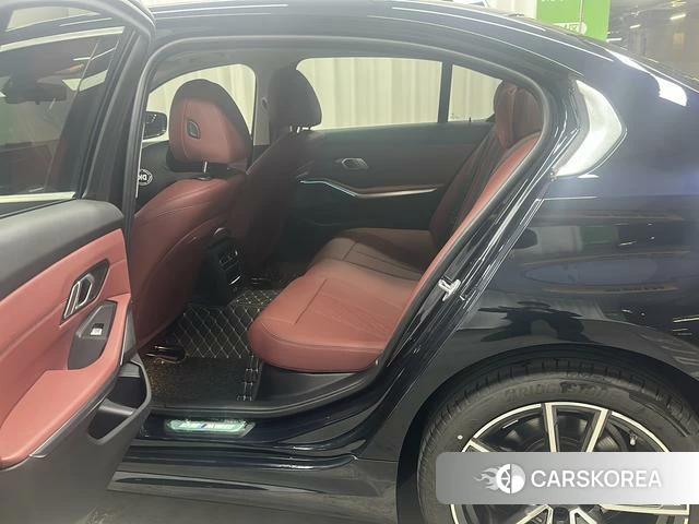 BMW 3 series id 4353253 из Китая 15