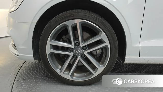 Audi New A3 id 4836431 из Кореи 26