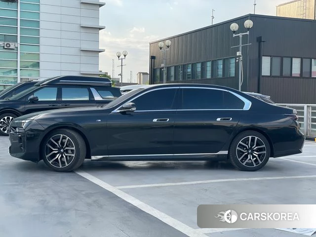 BMW 7 Series (G70) id 4329316 из Кореи 13