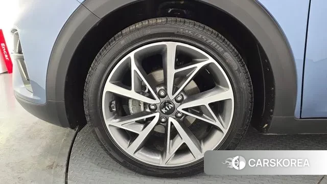 Kia The New Niro id 3760454 из Кореи 15