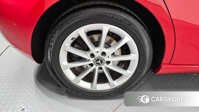 Mercedes-Benz A-Class W177 id 4446945 из Кореи 25