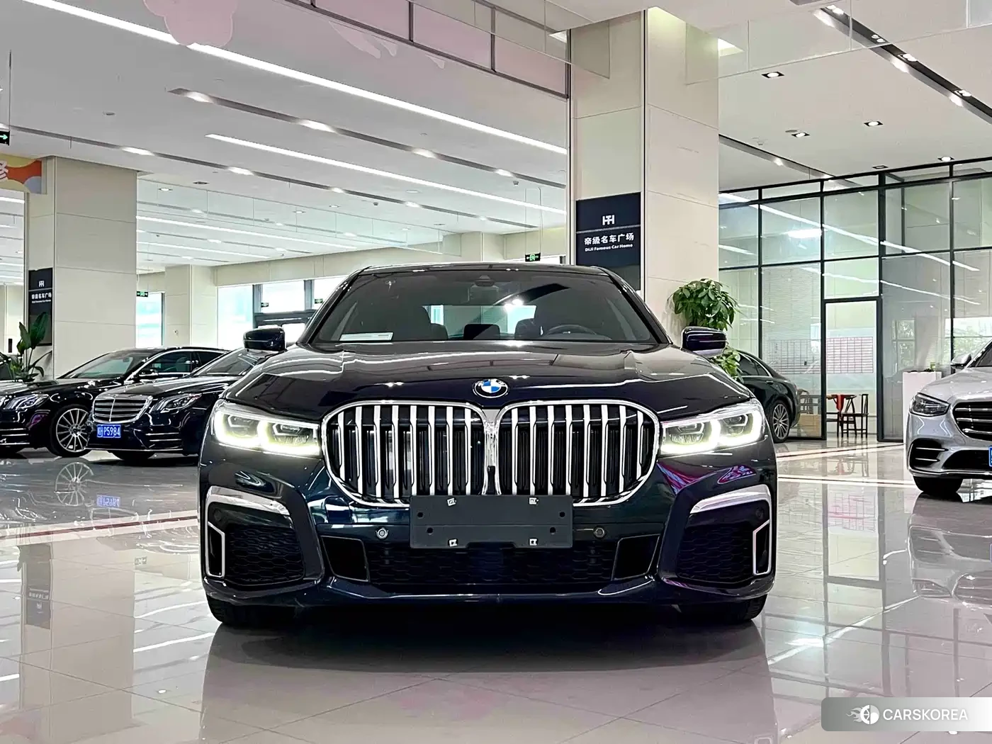 BMW 7 series 2022 Черный из Китая, фото 6