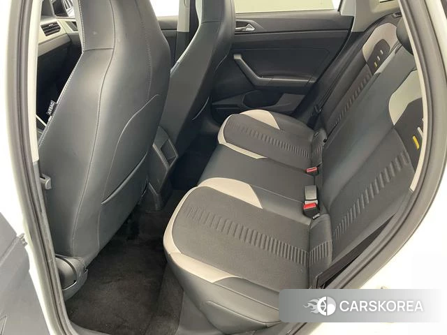 Volkswagen Polo id 4313637 из Китая 29