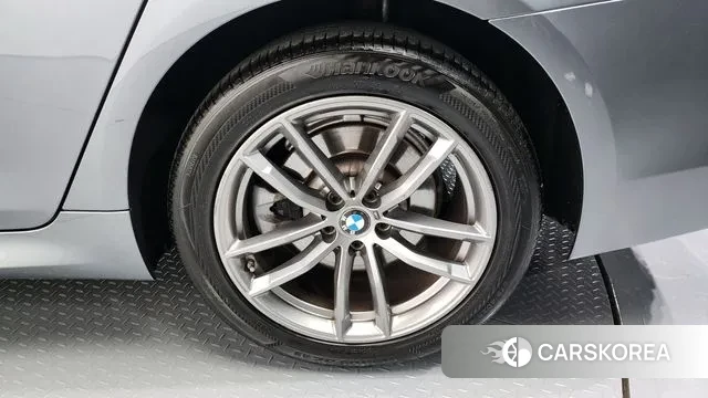 BMW 5 Series (G30) id 3434861 из Кореи 15