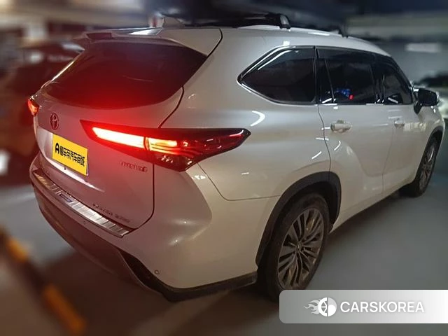 Toyota Highlander 2022 Белый из Китая, фото 5