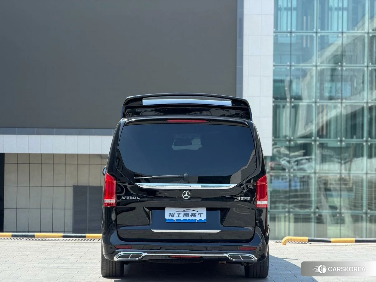 Mercedes-Benz V-class id 4498906 из Китая 13