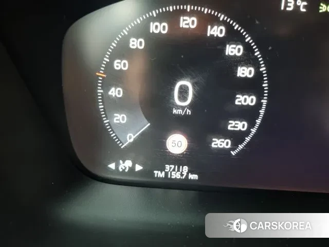 Volvo V60 Cross-Country 2nd Generation 2020 Жемчужный цвет из Кореи, фото 5