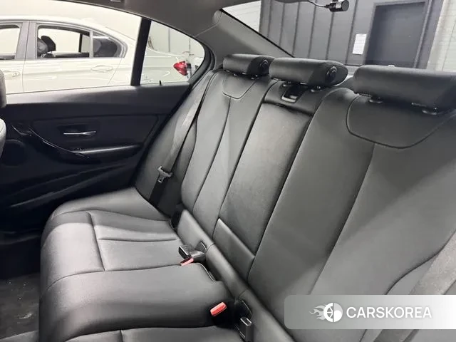 BMW 3 Series (F30) 2018 Черный из Кореи, фото 5