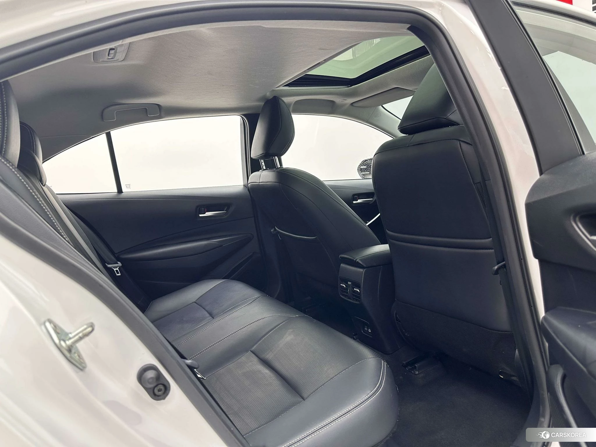 Toyota Corolla id 4499107 из Китая 27