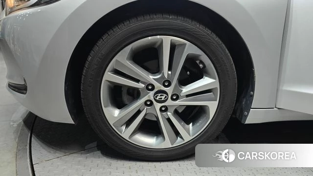 Hyundai Avante AD id 4536849 из Кореи 15