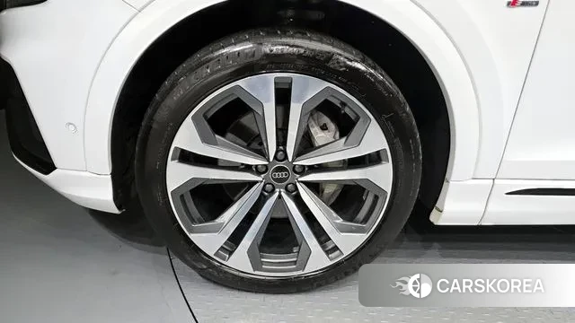 Audi Q8 (4M) id 3394087 из Кореи 15