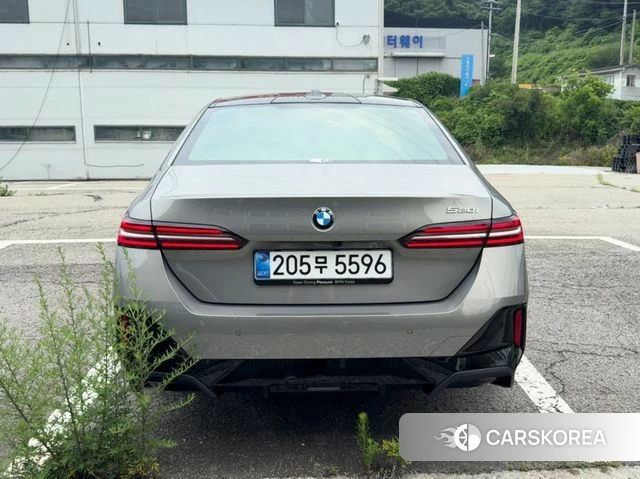 BMW 5 Series (G60) id 4589647 из Кореи 15