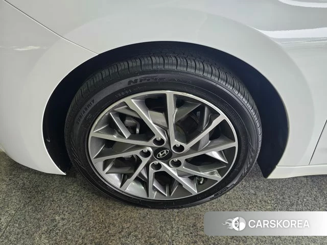 Hyundai The New Avante AD id 4317828 из Кореи 15
