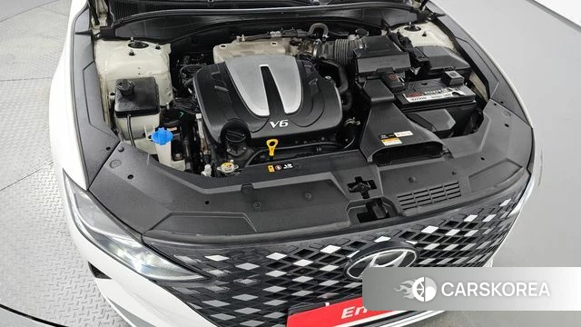 Hyundai The New Grandeur IG id 4410627 из Кореи 25