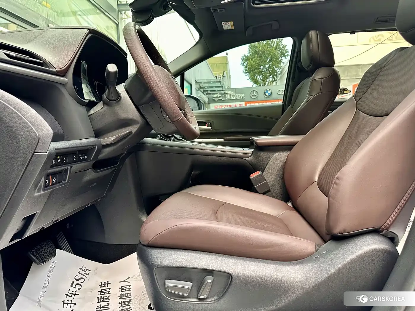 Toyota Granvia id 4600542 из Китая 19