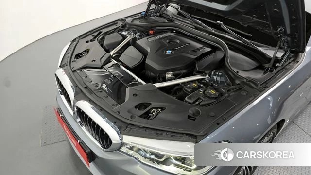 BMW 5 Series (G30) id 4397377 из Кореи 30