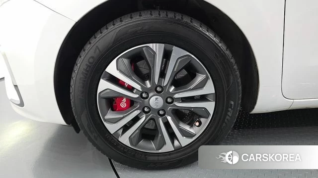 Kia The New Carnival id 3873421 из Кореи 15